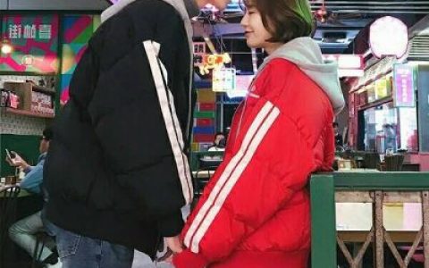 很荣幸能陪着你一起走过那些旧时光(扣扣头像情侣可爱头像最新)