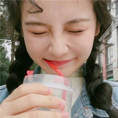 像一杯白开水无味却干净(女生快手头像唯美有仙味)