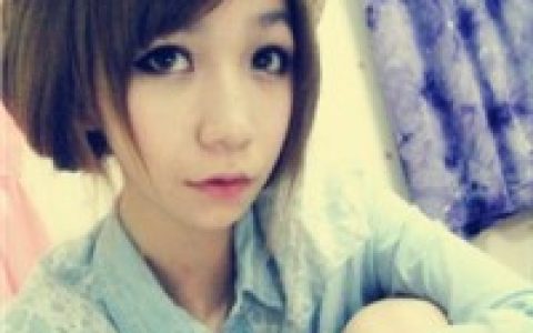 回忆的碎片在脑海挣扎_非主流伤感女生QQ头像