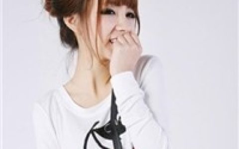 假如爱情可以解释_青春靓丽的非主流女生QQ头像