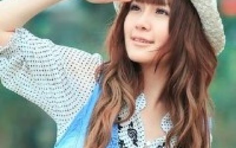 经常有种想哭的冲动_可爱漂亮的非主流女生QQ头像