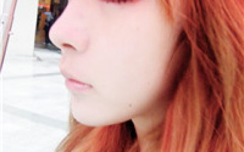 给你的留言你却从未回复过_黑白风格双色调女生QQ头像