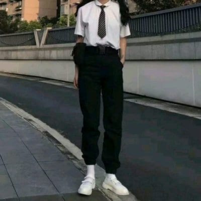 一念成佛一念成魔(女生部位头像性感有个性)