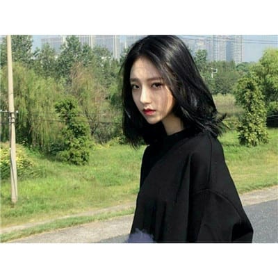 女生小清新陌陌白边头像(两边留白或上下留白的头像女生)