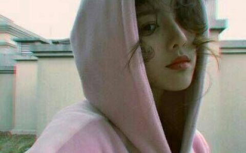断了过去让明天好好继续(好看的萌妹子戴帽子的女生头像高清)