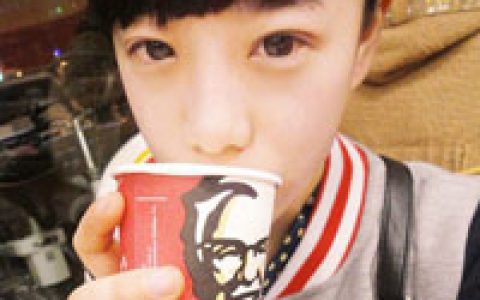 超有感觉的抖阴个性头像(帅气阳光男生陌陌头像)