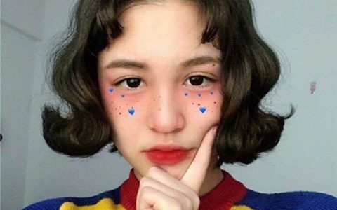 开怀大笑和睡个好觉是良药(女生头像480×480快手专用可爱)