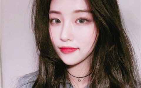 过去无法重写却让我更坚强(唯美小清新女生头像仙气十足)