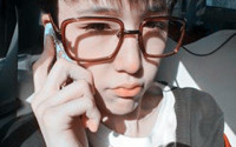 心给了你却把它撕裂(最新帅气阿宝色男生抖阴头像)