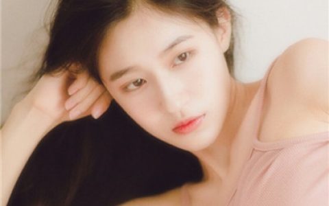 我是万丈深渊请你往里跳(可爱淘气女生头像最新)