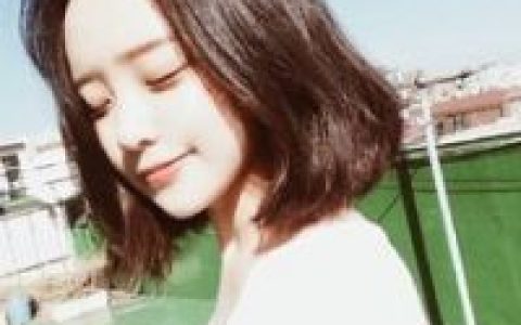 扣扣头像女生清纯阳光系列(简单女生头像气质淡淡)