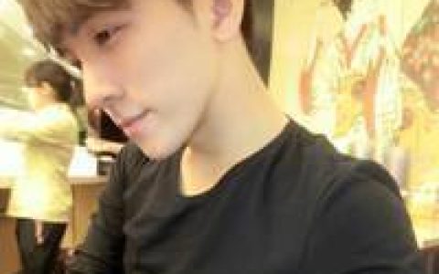 爱是容易将柔弱的芦苇淹没(帅气有型的抖阴男生头像)