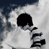对你在乎的太多是种折磨(忧郁的男生黑白抖阴头像)