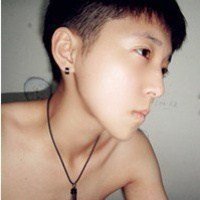 坚强是泪在打转还能笑(帅气耍酷的抖阴男生头像)