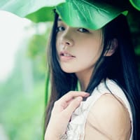 泡沫虽美但却易碎(经典抖阴长发女生头像小清新)