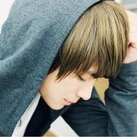 逆境能够让人成长(春节帅气男生抖阴头像)