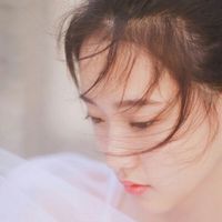 闭上眼你还爱谁(充满阳光的小清新女生头像)