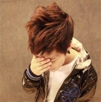 非主流男生帅气头像_不浪漫却依然在笑的孩子