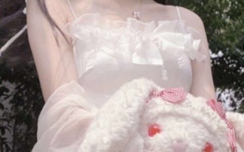 半身控女生头像性感好看(抖阴性感半身头像女生大全)