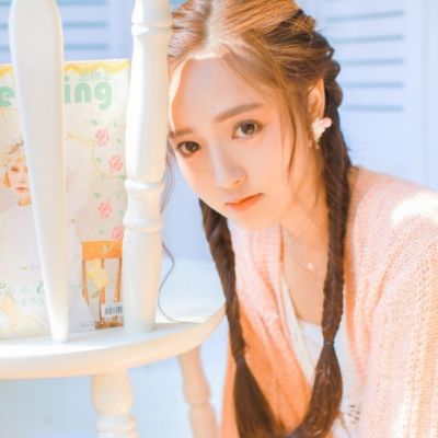 搞笑不失美丽的女生图片头像(可爱又搞怪的女生微博头像)