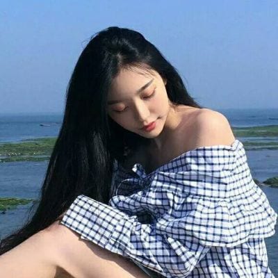 有点俏皮有点伤感的女生头像(唯美小清新的可爱女生头像大全)