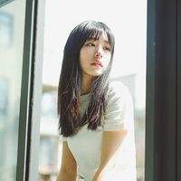 回忆已有如梦幻(最新的小清新头像女生森女)