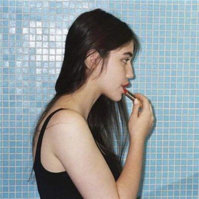 时尚好看的欧美女生头像(霸气又可爱的女生欧美头像)