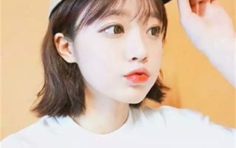 最流行的短发女生图片头像(超甜美可爱短发女生头像小清新)
