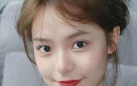 最新女头像清纯好看(一眼就让人心动的女生头像)
