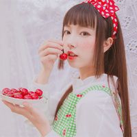 溶成艳色一滴的倾城容颜(长发女生头像小清新文艺范)