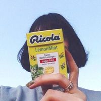 小清新可爱的短发女生头像(最好看的女生头像短发韩范大全)