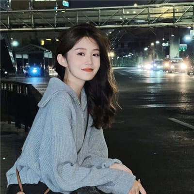 甜甜的温暖的好看女头(治愈系颜值巨巨巨高的女头)