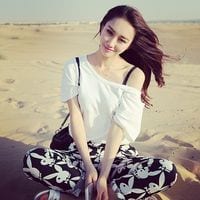 失恋的时候可以在厕所唱歌(肤白貌美的可爱软妹子女生头像)