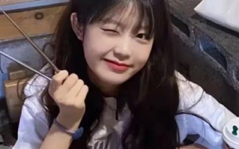 我要换个地方睡觉觉啦(甜美又很洋气的女生快手头像)