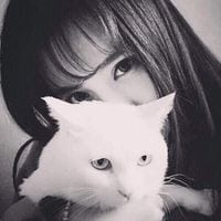听说爱动物的妹纸都很善良(带动物的女生可爱头像最新版)