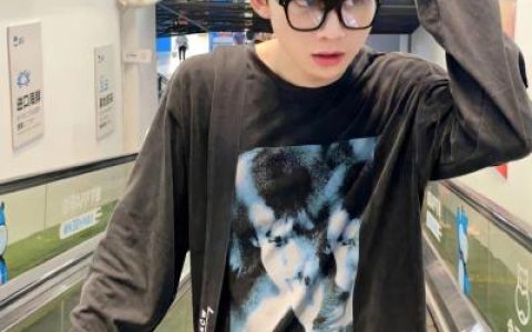吧唧一口吃掉忧愁(情头调皮宠溺高清又很撩人)