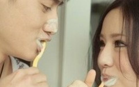 唯美的一左一右的情侣头像_这一生只为与你相遇