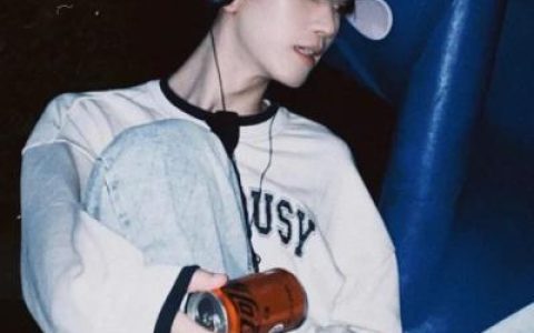 我一直以来讨厌的是敏感的社交(真人男头很飒又帅气)