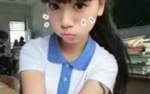 可爱长发女生抖阴个性头像(校服女生你爱吗)