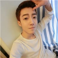 在她美丽的眼眸里看得到你自己(可爱男生帅气的抖阴头像)
