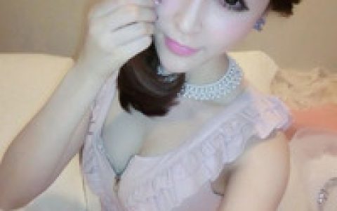 爱和解脱都无法彻底(女生可爱扣扣头像大全)