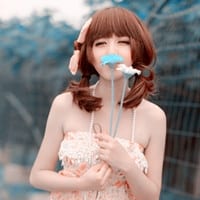 好看的可爱女生抖阴头像_隐言无法诉说的痛