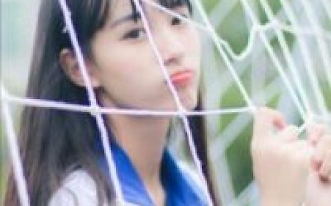 天边的烟云抹去了淡淡的忧伤(学院风唯美女生头像清纯阳光)